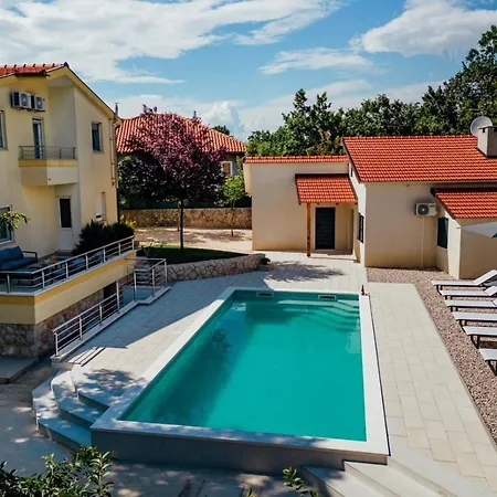 Terra Roca - Private Pool In A Peaceful Natural Setting! Imotski